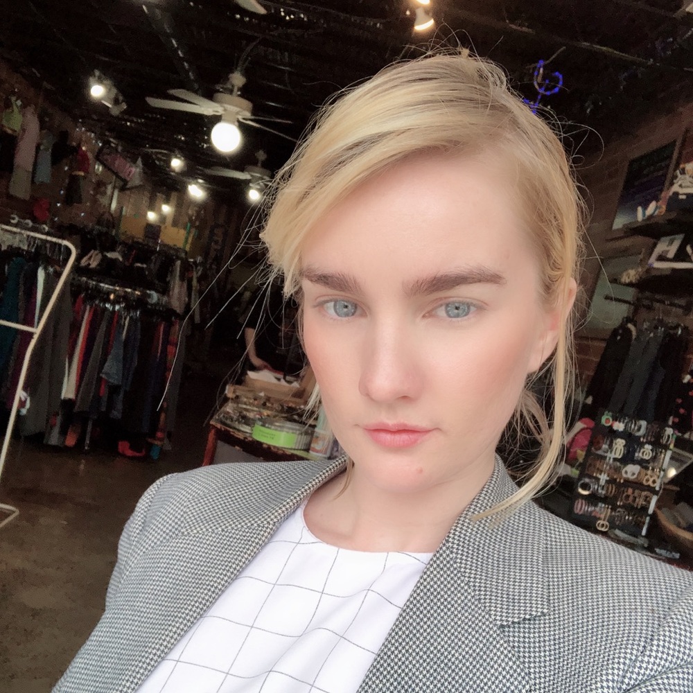 Meet your Posher, Juliet